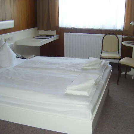 Central-hotel Tegel Hotell 2*